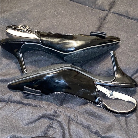 Adrienne Vittadini kitten heels - Picture 4 of 4